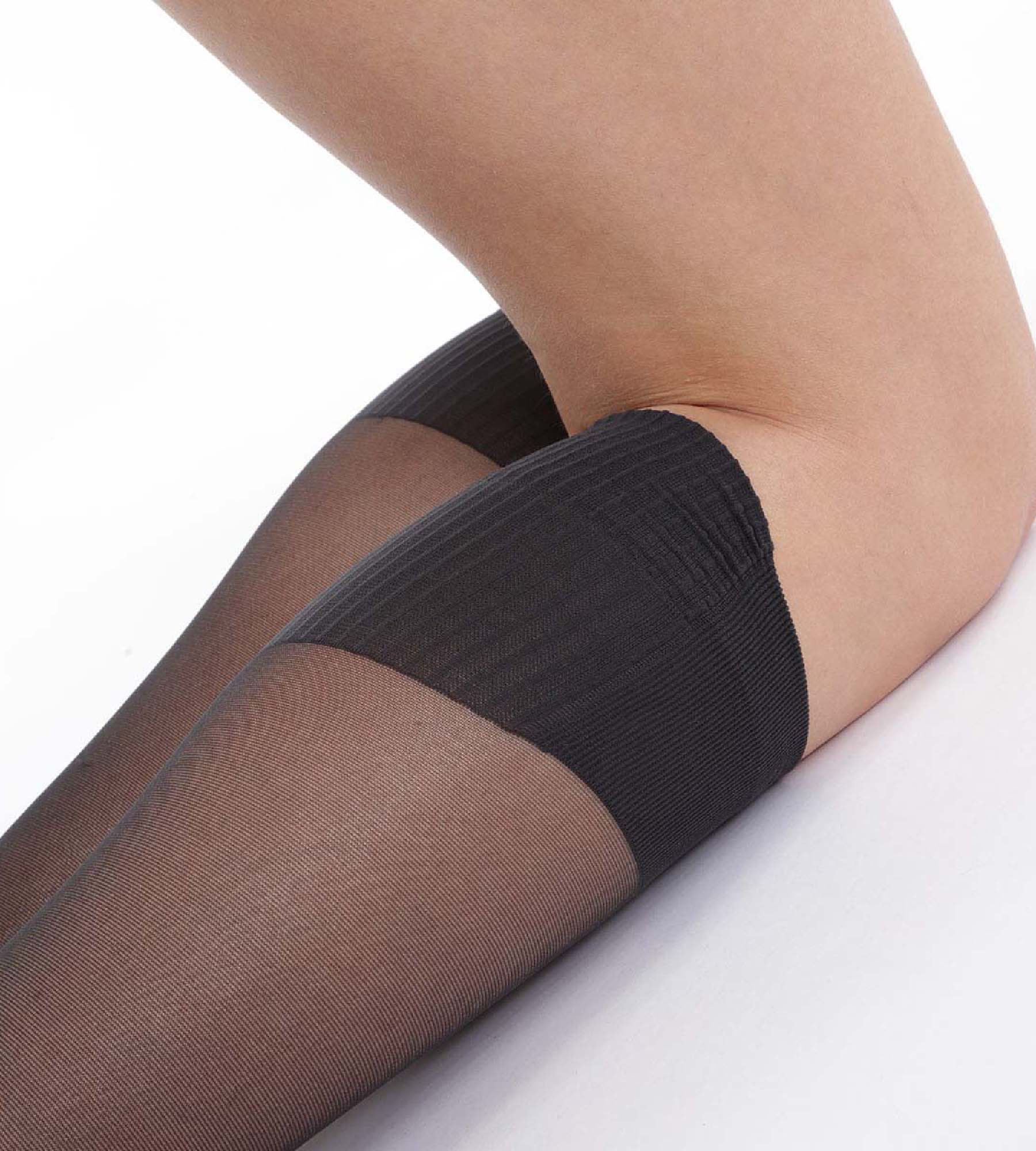 DIM Pack of 2 pairs of black AbsoluFlex 20 transparent knee highs