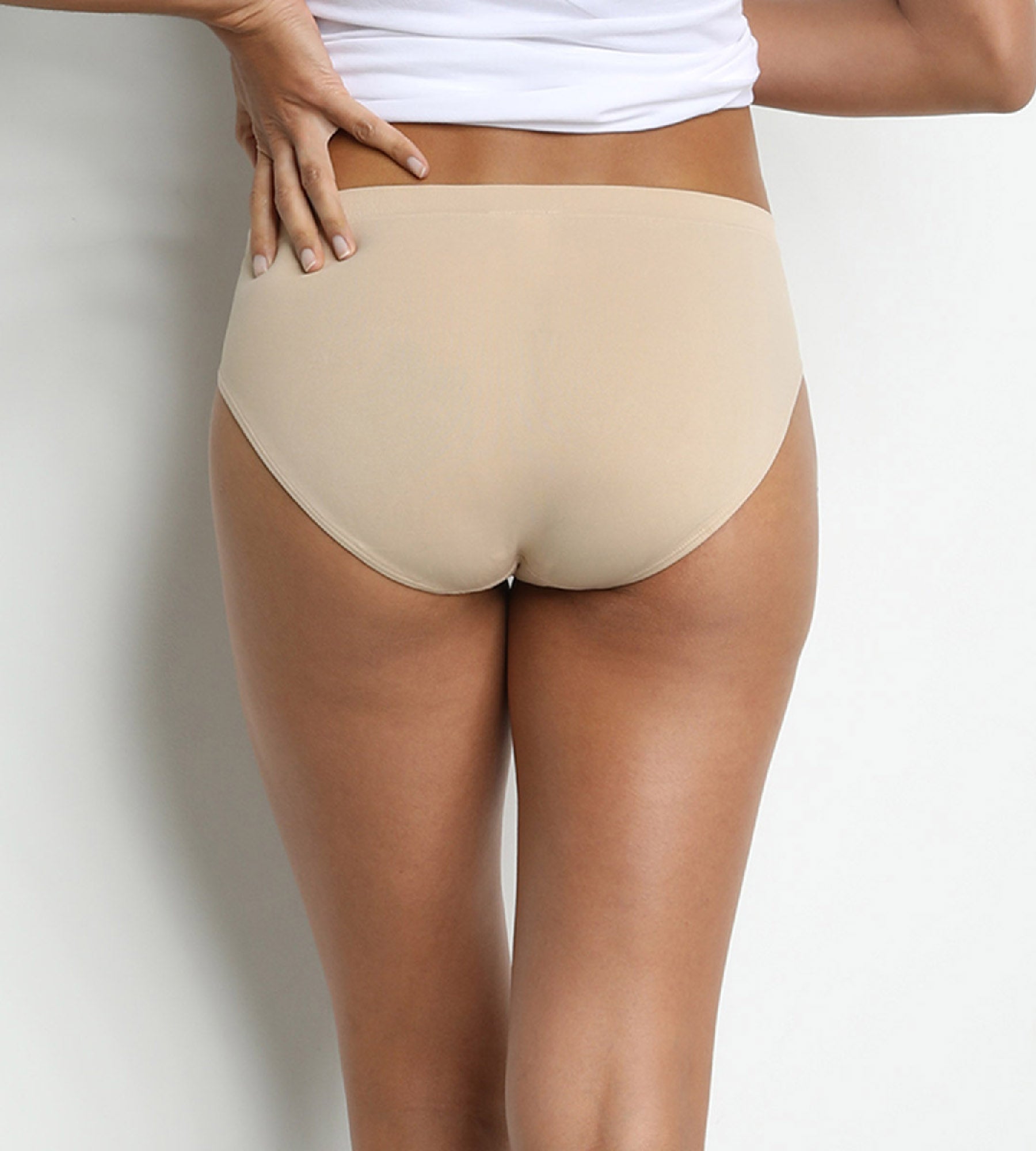 DIM Pack of 2 high waist seamless microfiber panties New Skin Les Pockets Eco