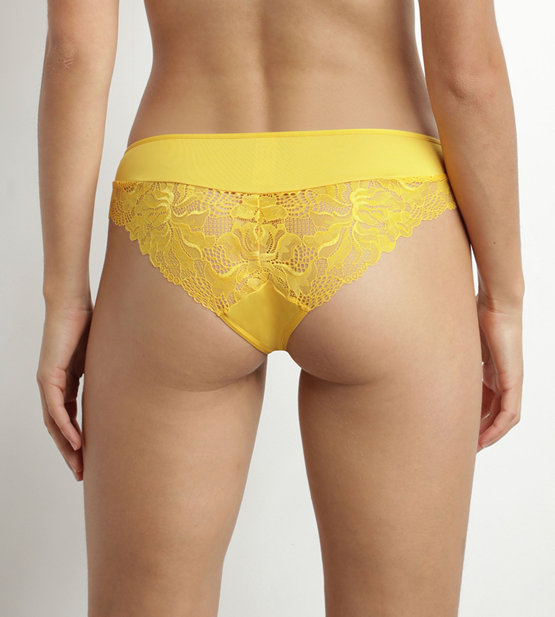 DIM Women's microfiber and lace panties Yellow Dim Generous Essentiel