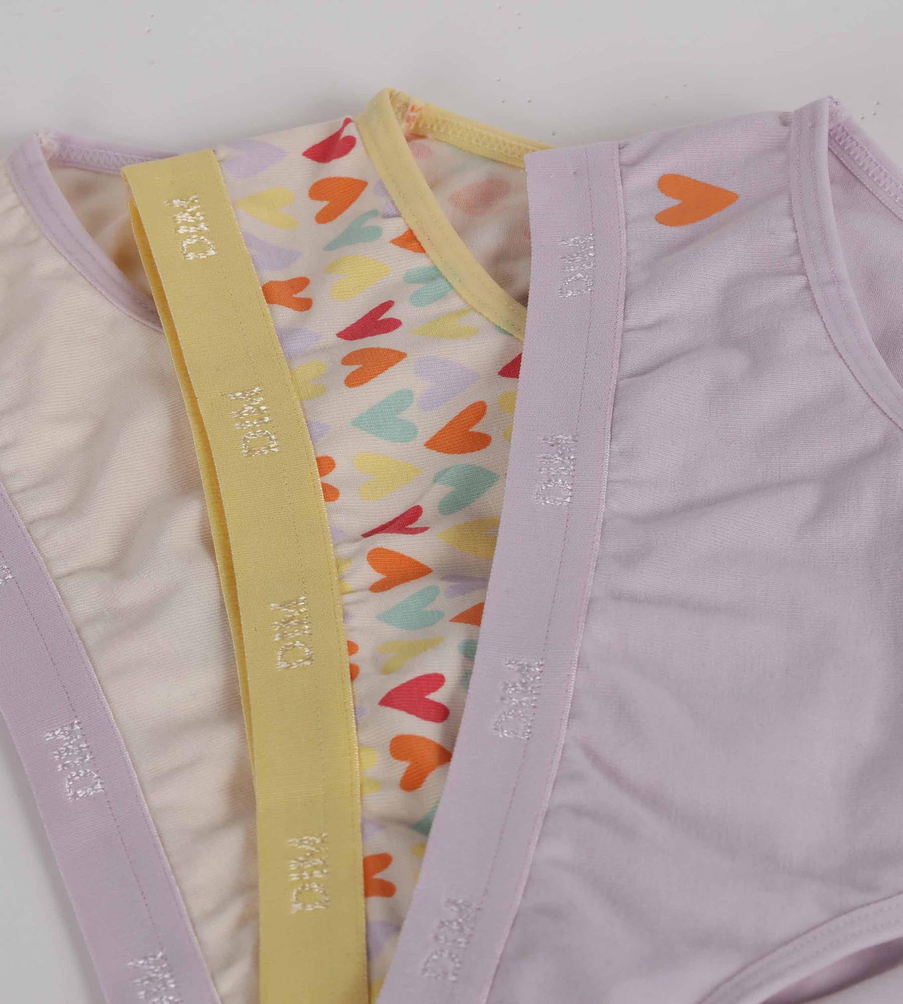 DIM Pack of 3 stretch cotton girl's panties with heart pattern Yellow Les Pockets