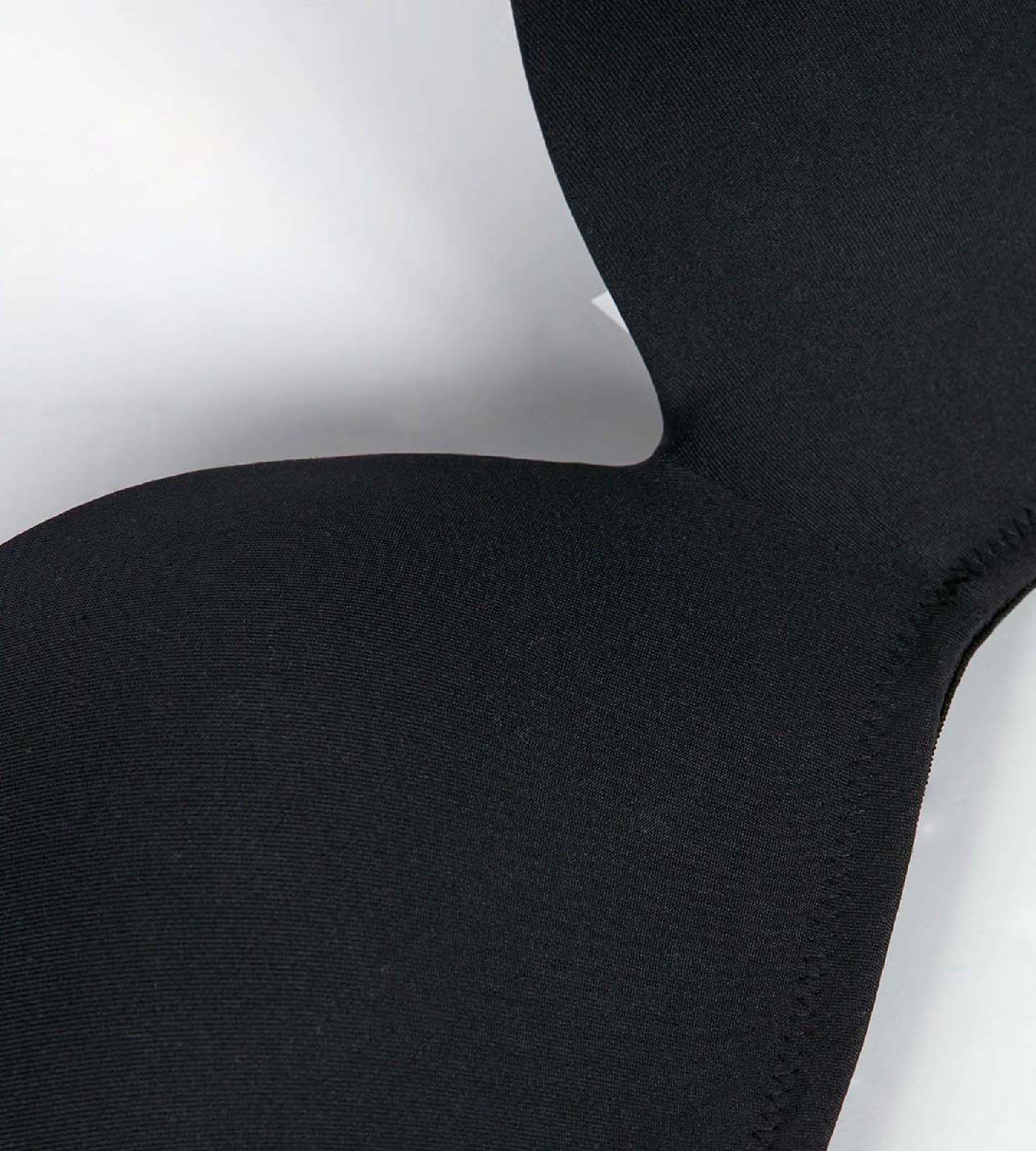 DIM Black triangle bra with cups for girls Dim Invisible