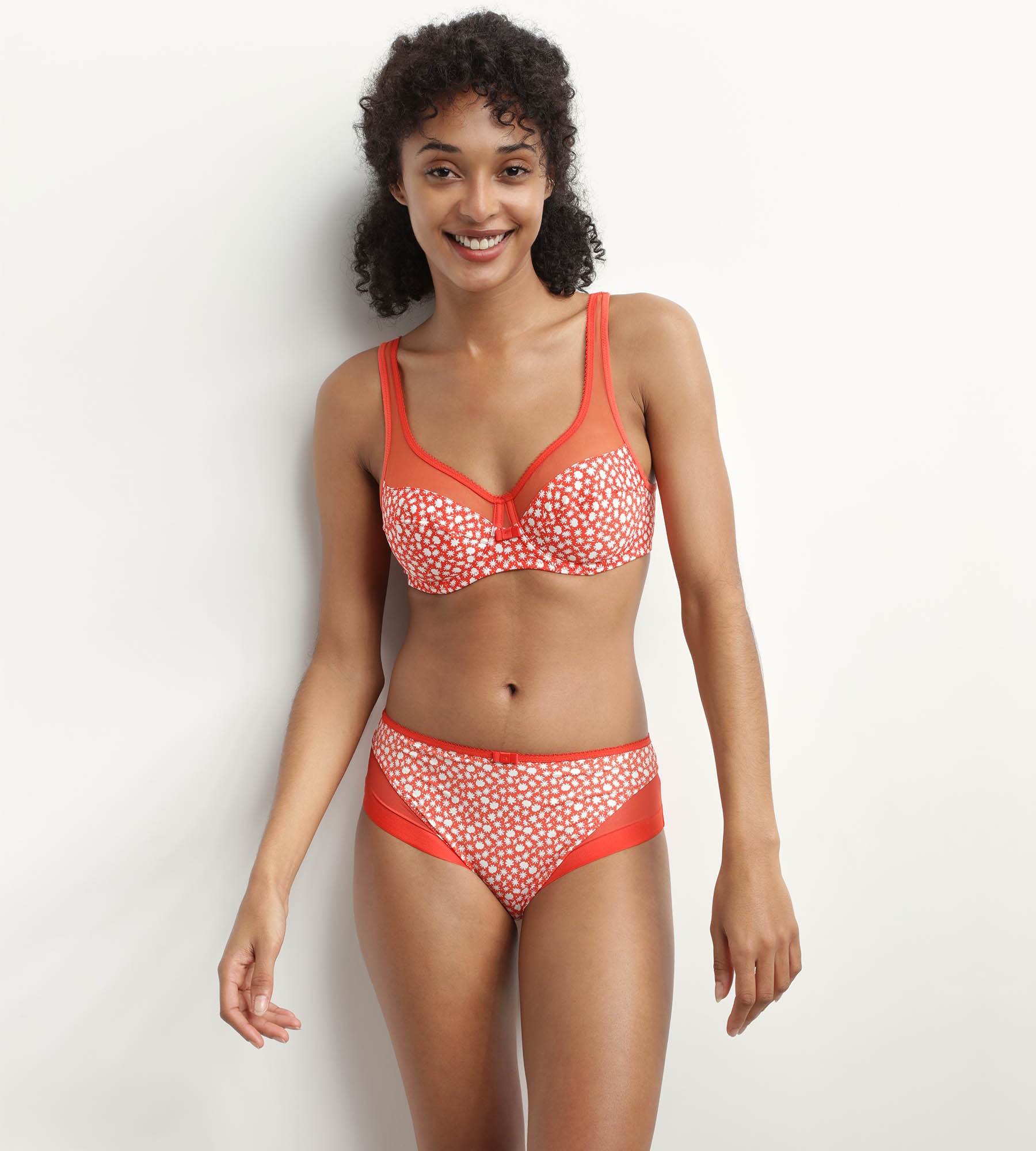 DIM Women's knickers in microfibre and tulle Red with flowers Generous