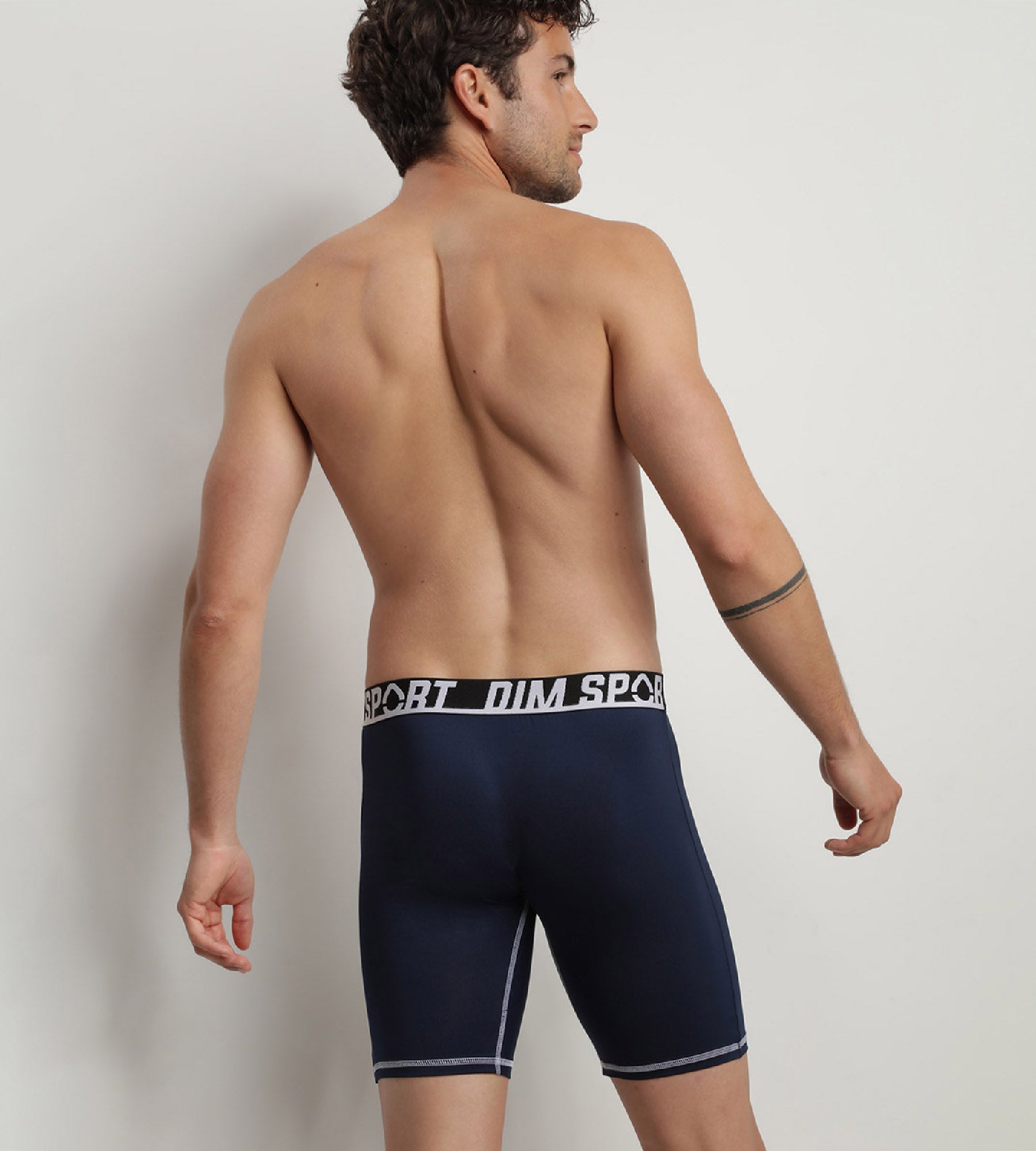 DIM Pack of 2 Grey and Black Dim Sport microfibre thermo-regulating boxers