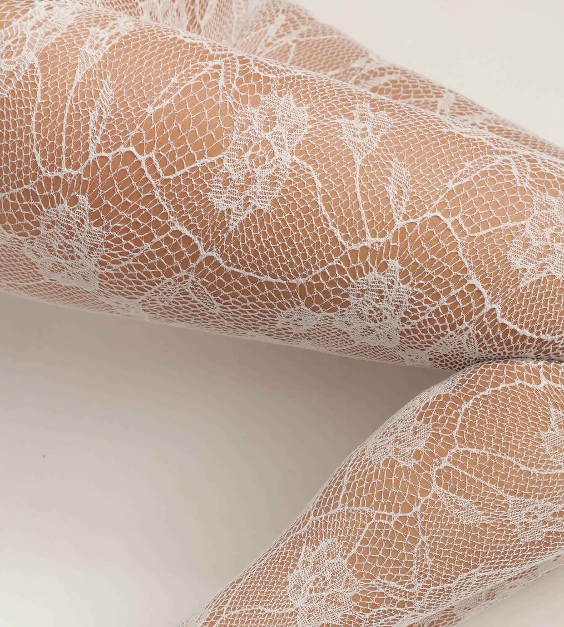 DIM Women's fishnet and floral lace tights Baroque White Dim Style