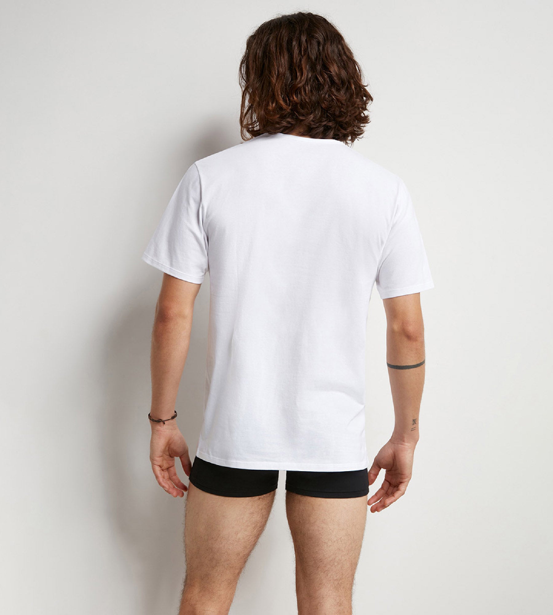 DIM Set of 2 Dim Sport white men's white cotton V-neck T-shirts with active temperature regulation