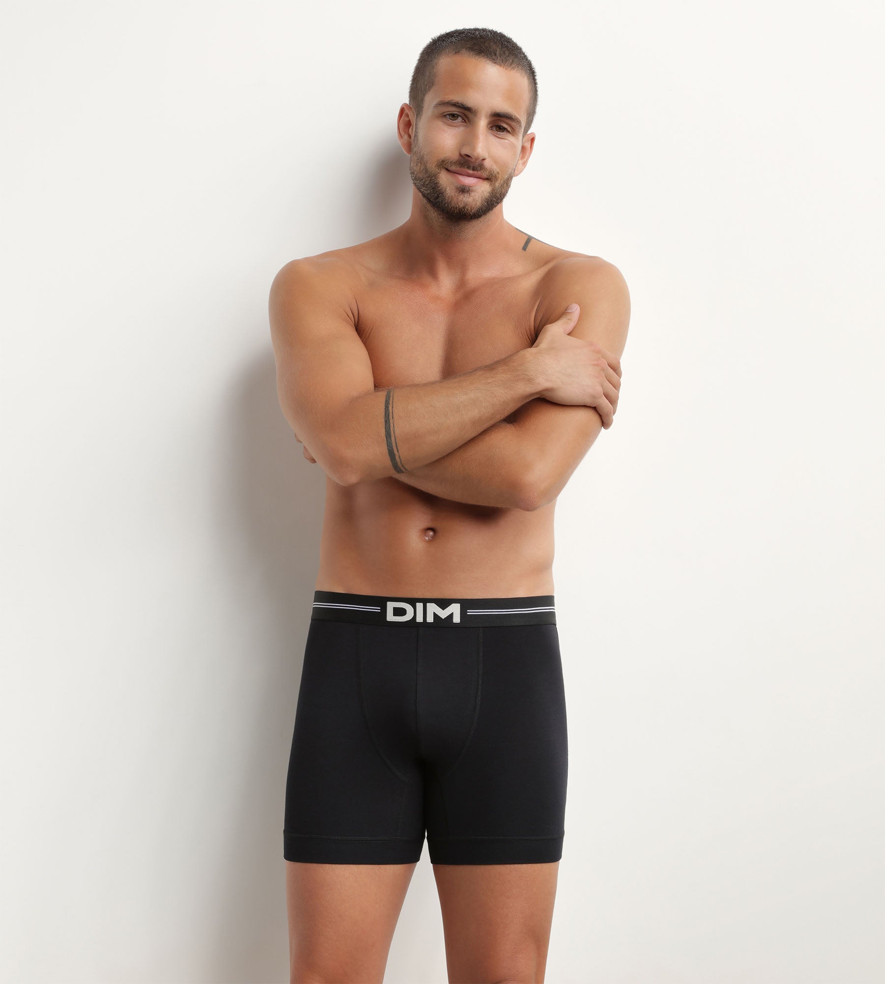 DIM Men's microfibre boxers with flat seams in Black Dim Icons Essentiel