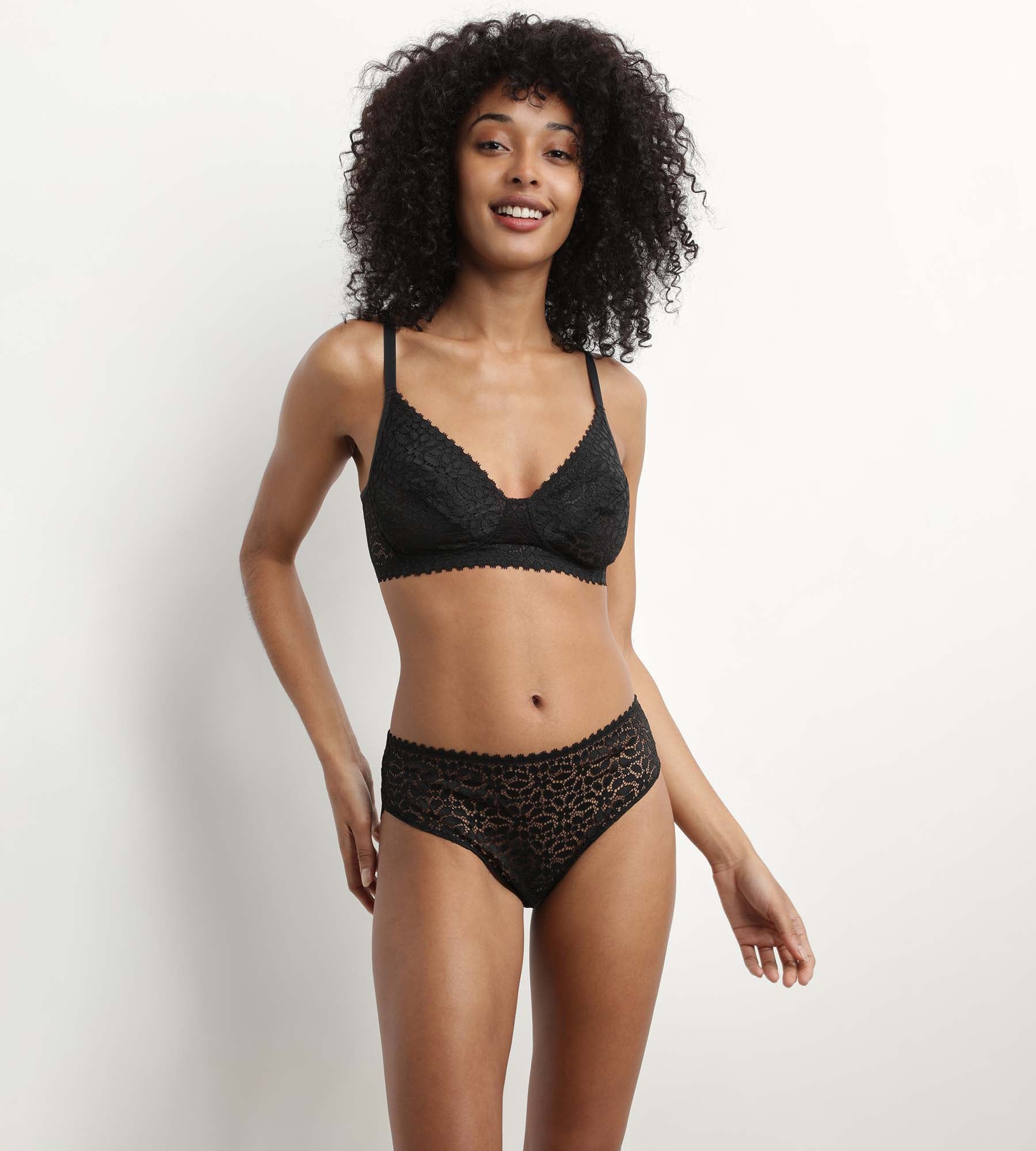 DIM Triangle bra Wireless floral pattern in Black Daily Lace