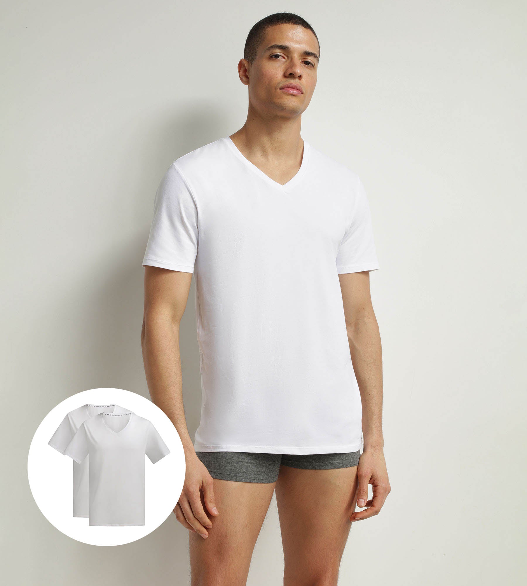 DIM Pack of 2 t-shirts men's White organic cotton V-neck Dim Good