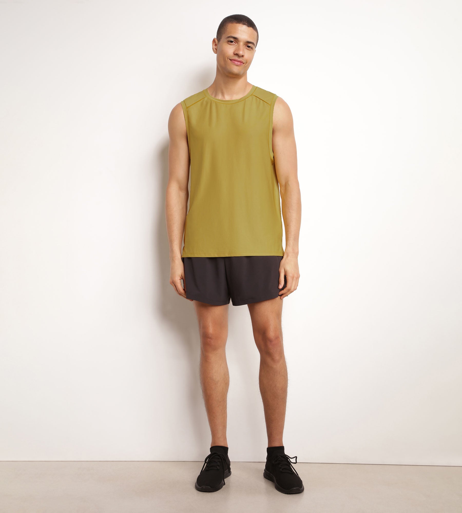DIM Men's sports tank top in breathable material Olive Dim Move