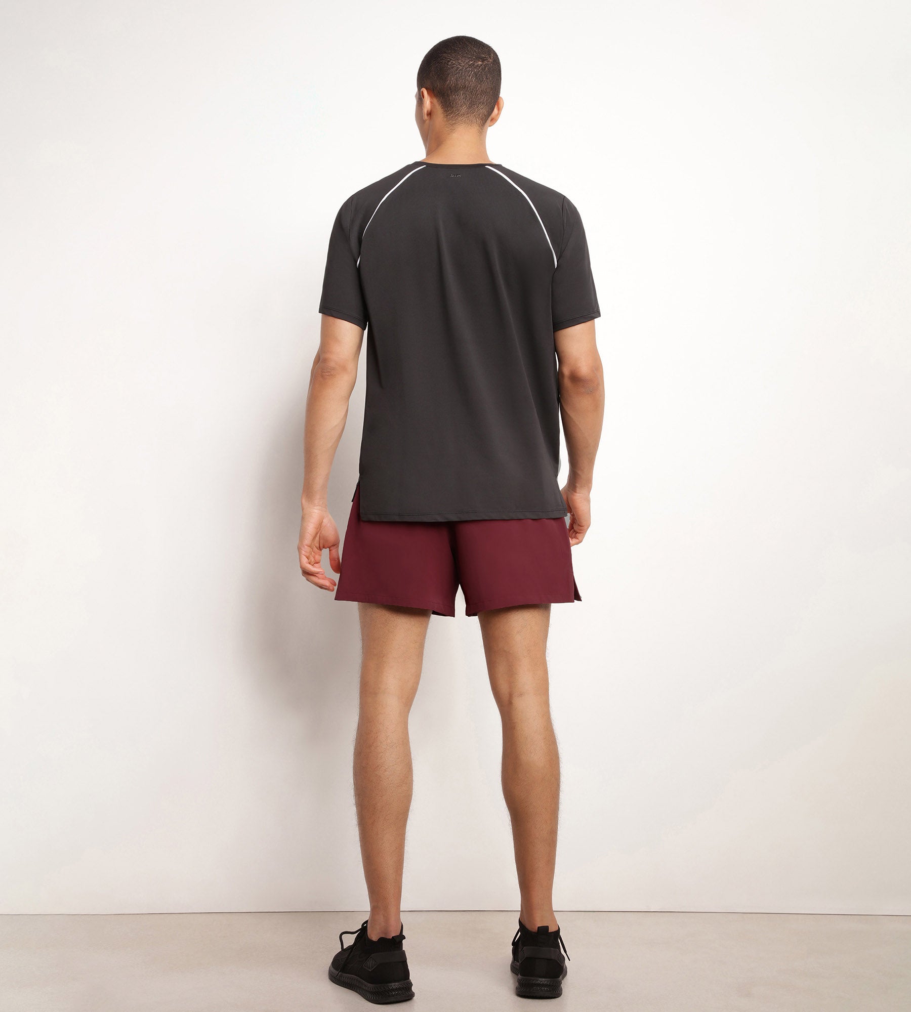 DIM Men's sports shorts in breathable Bordeaux fabric Dim Move
