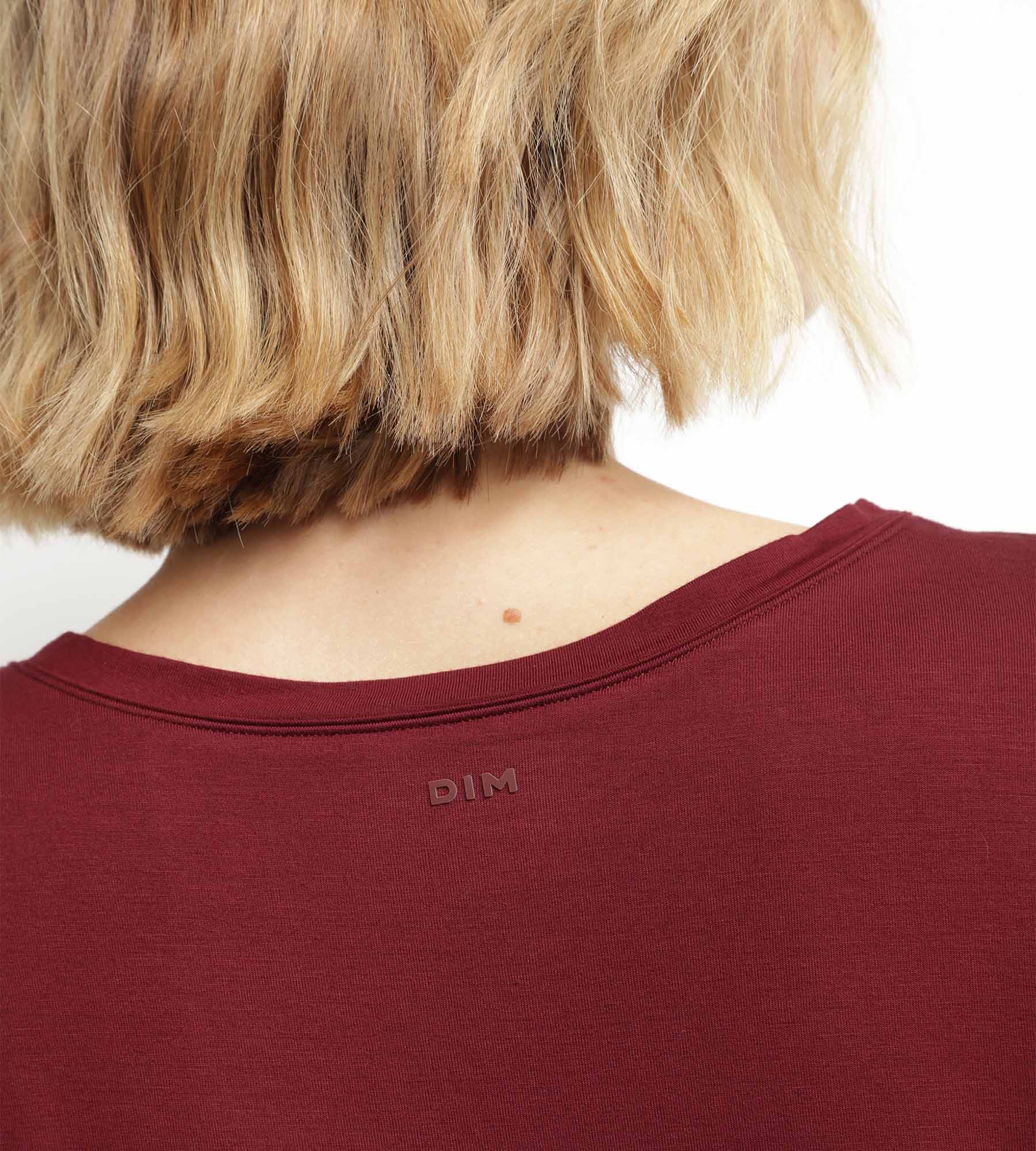 DIM Women's sports T-shirt in burgundy viscose with open back Dim Move