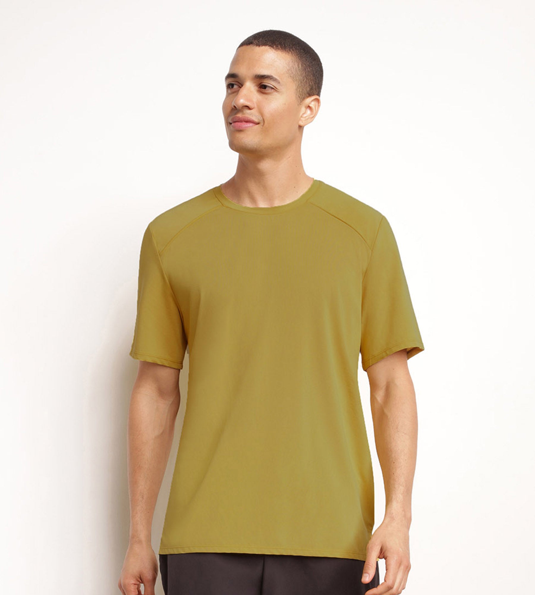 DIM Men's sports T-shirt in breathable Olive Dim Move fabric