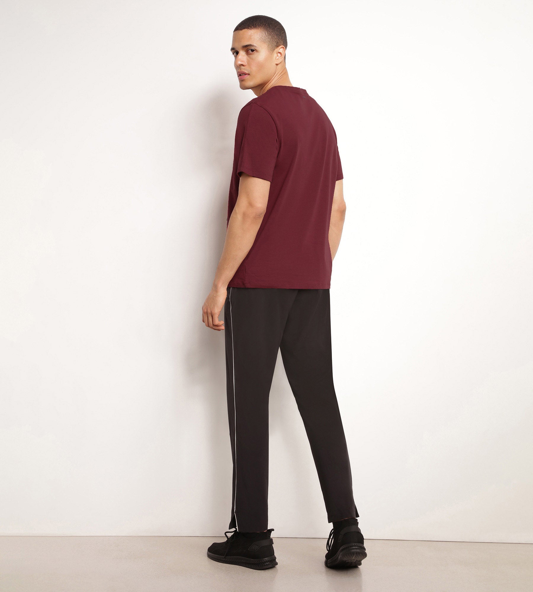 DIM Men's thermoregulating sports T-shirt in Dim Move Bordeaux jersey