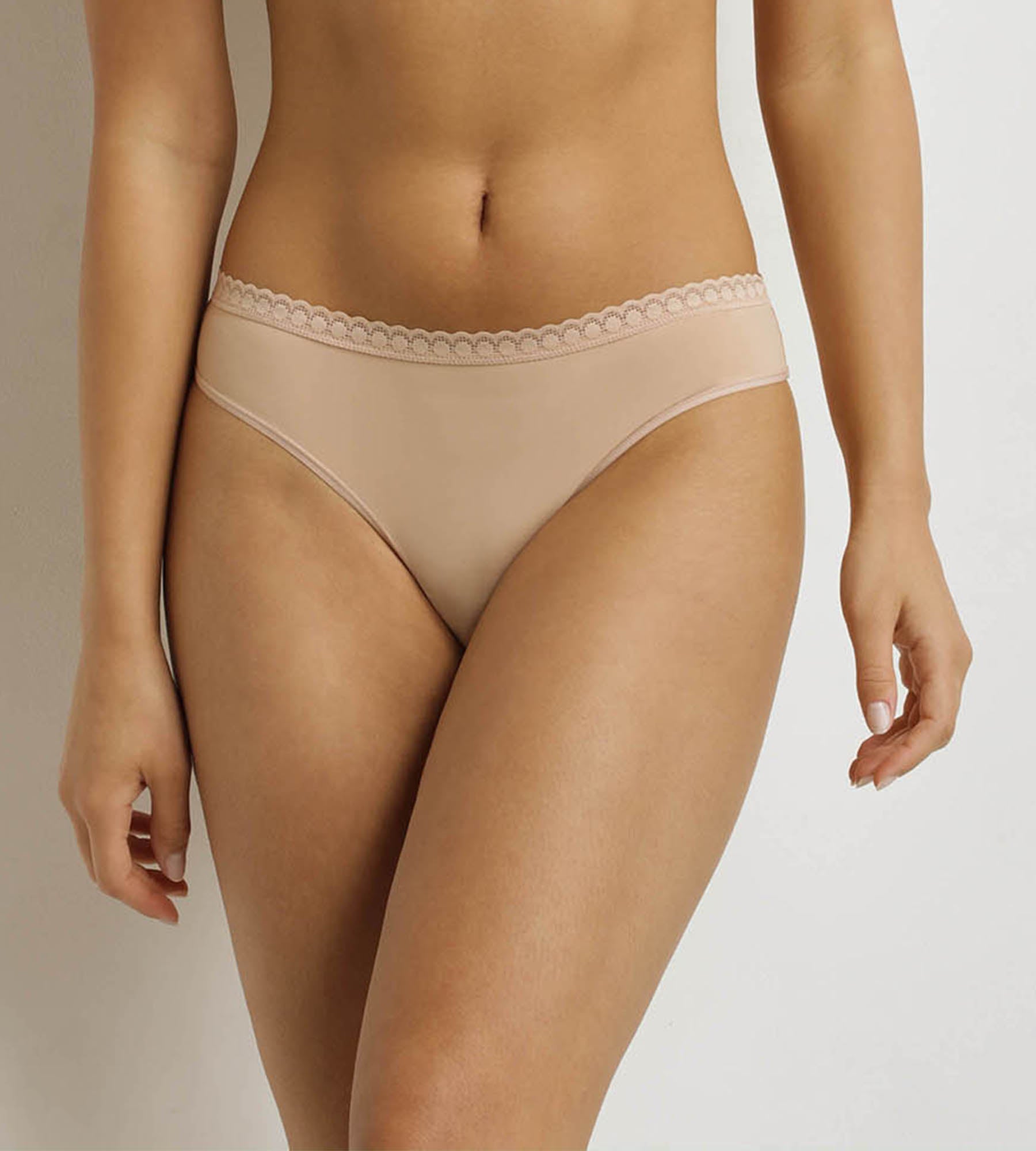 DIM Women's thong with lace Nude Daily Micro