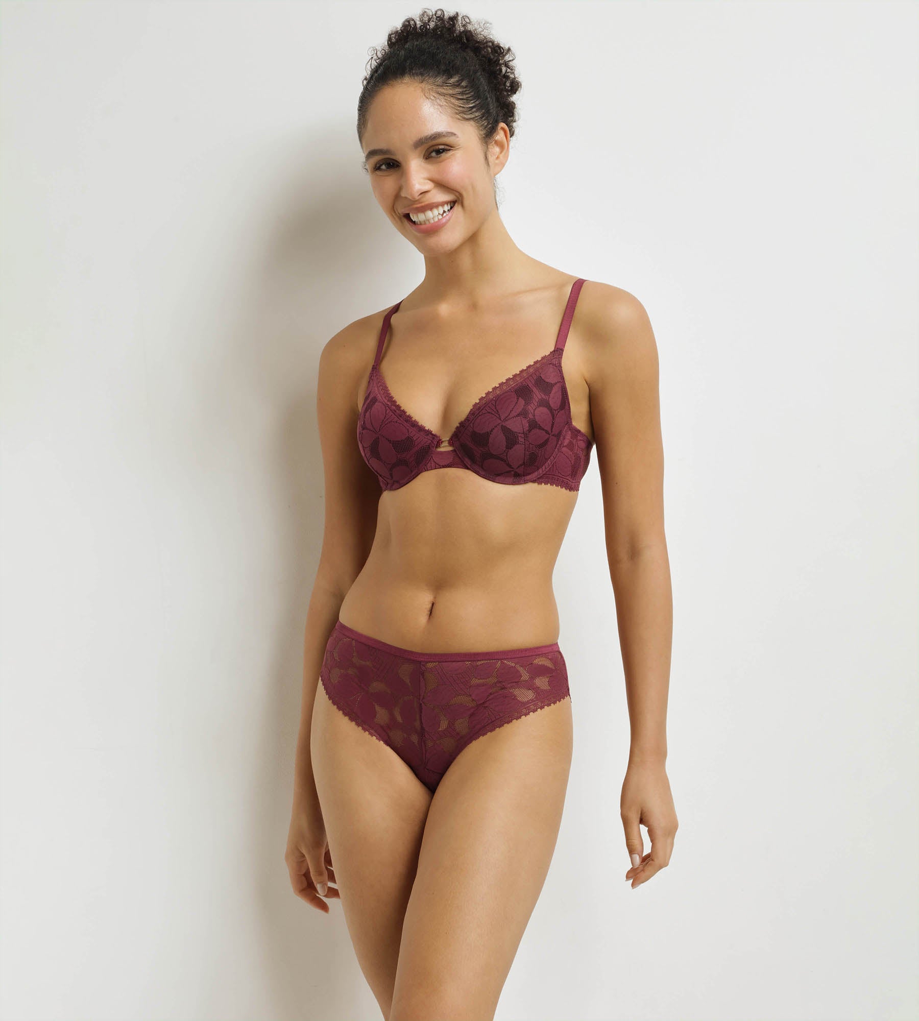 DIM Fig Art Flowers underwired basket bra