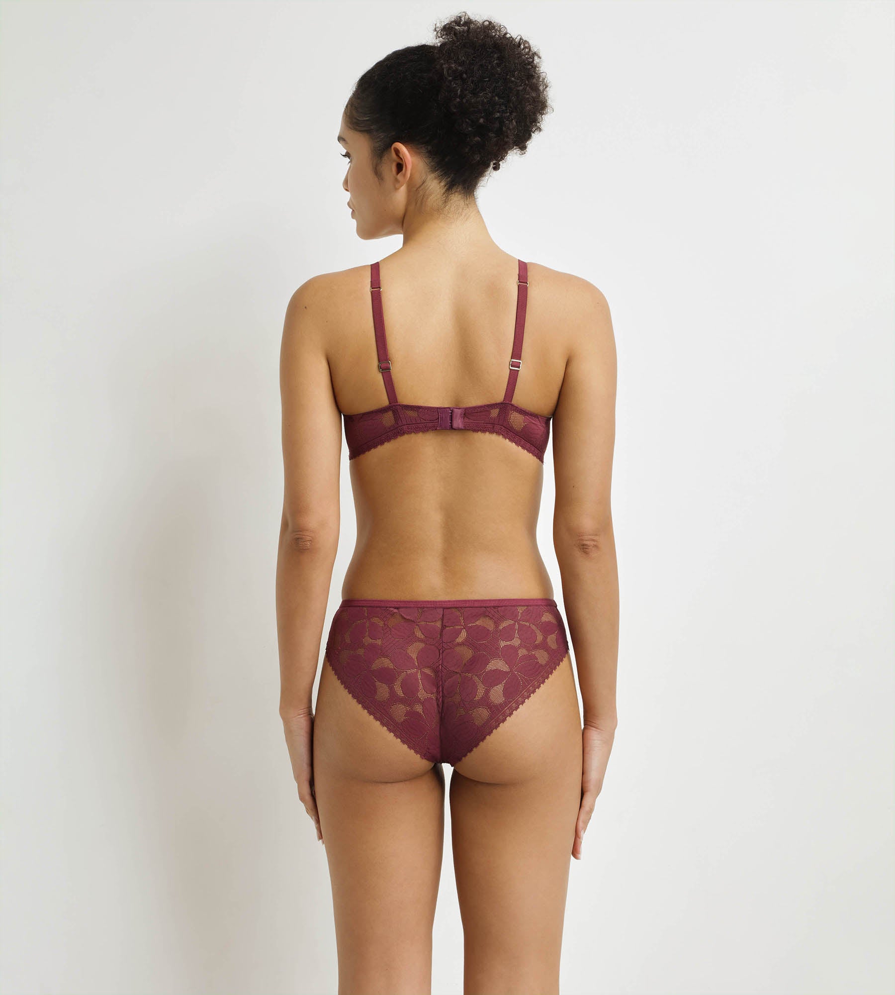 DIM Fig Art Flowers underwired basket bra