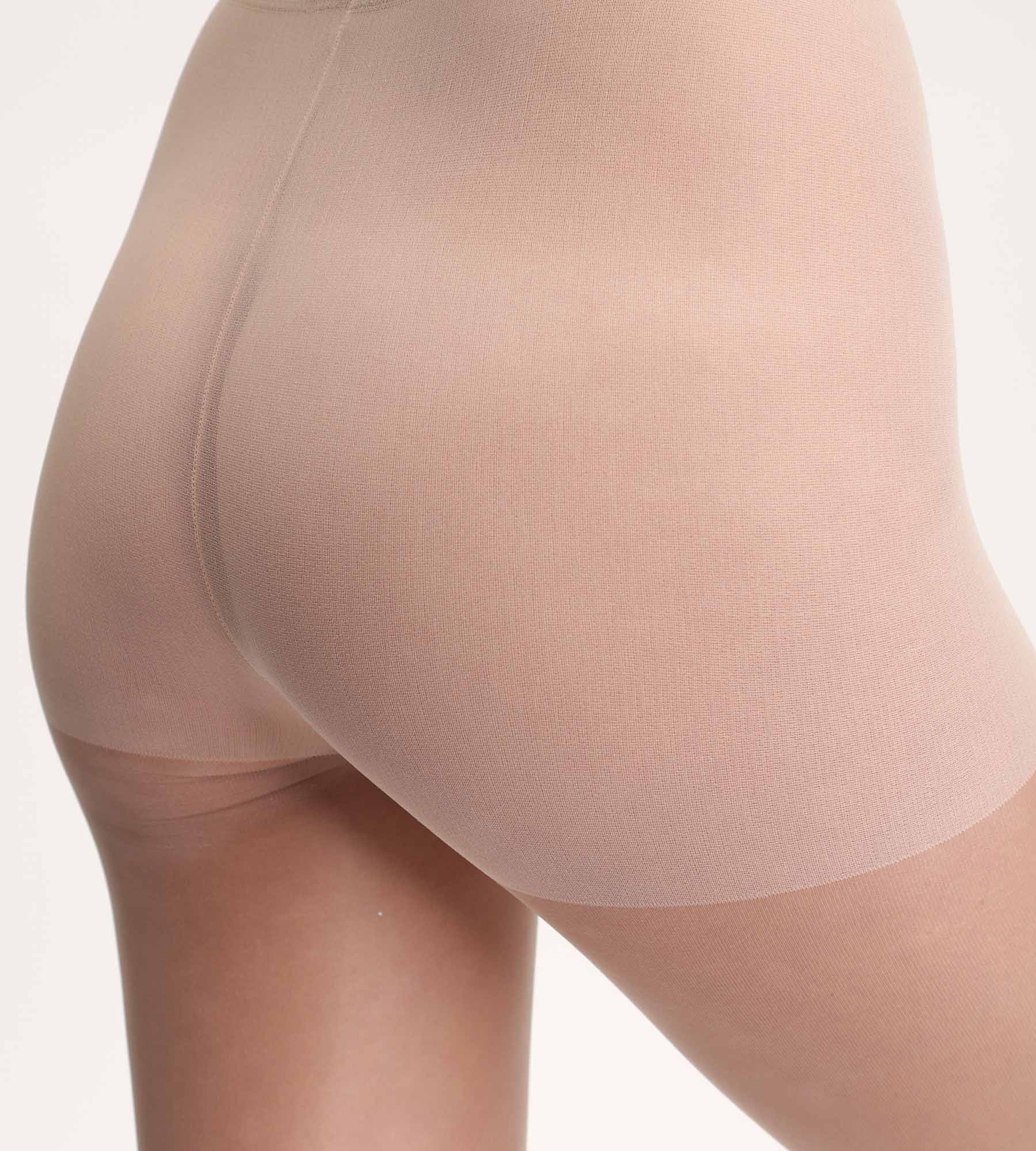DIM Sublim Voile Brillant 15 sheer shine tights in capri