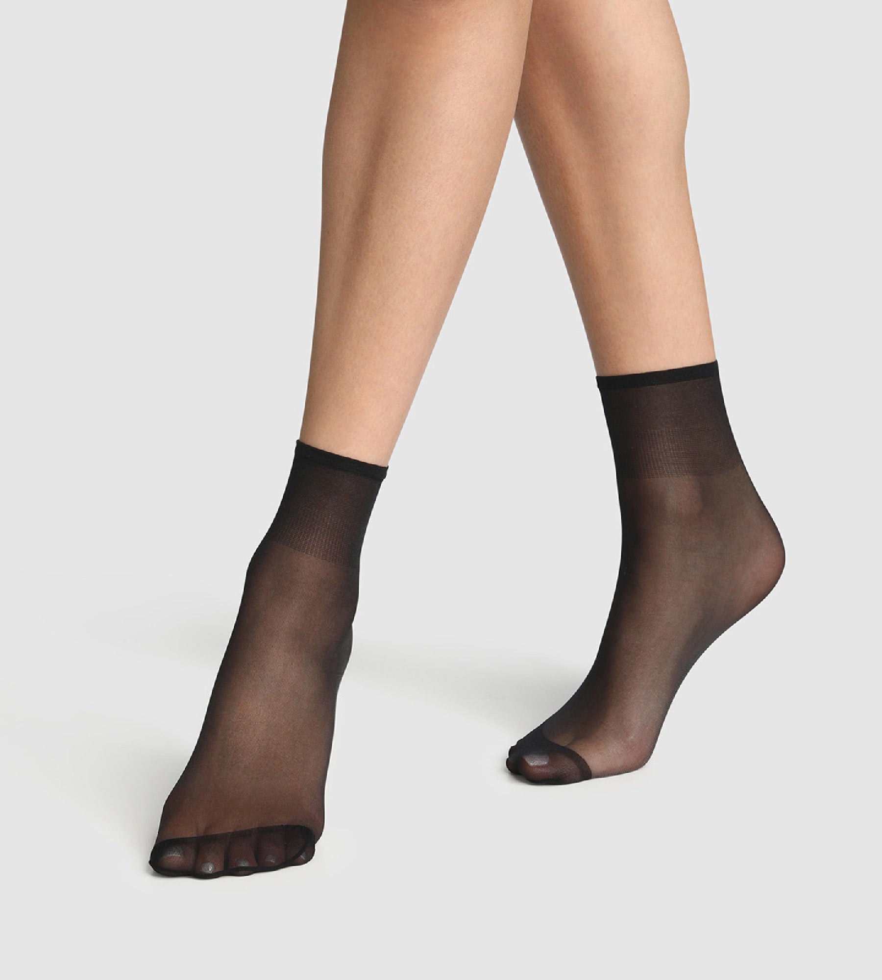 DIM Pack of 2 Sublim 14 shimmer ankle highs in black