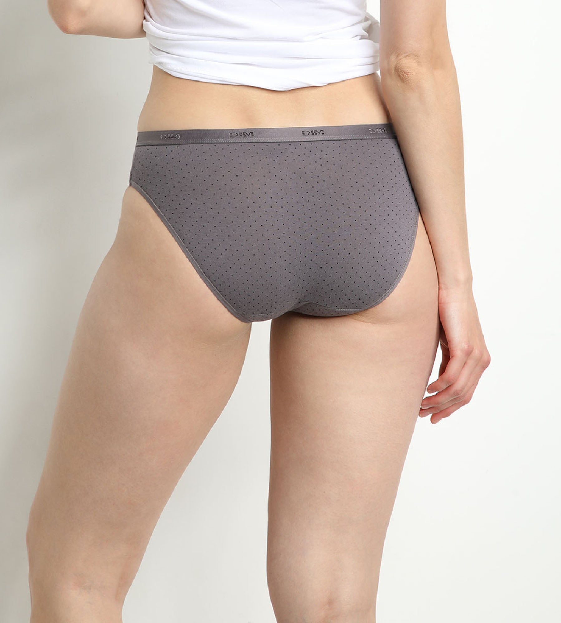 DIM Pack of 3 pairs of Les Pockets Coton bikini knickers in black