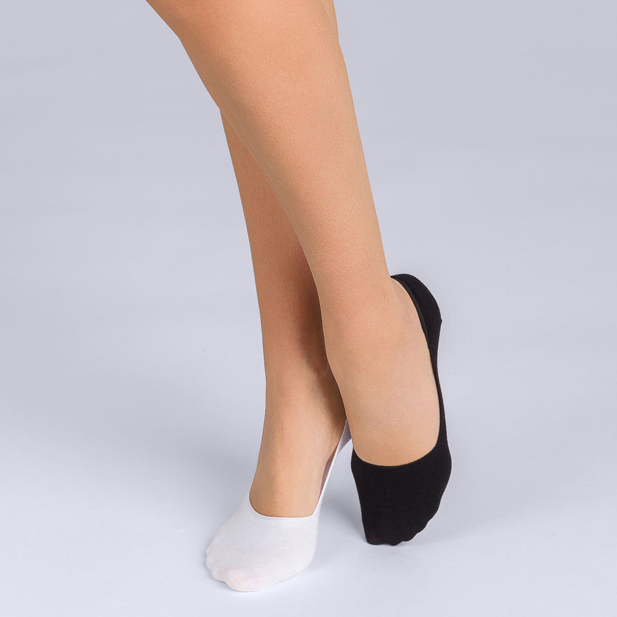 DIM Pack of 2 pairs of Femme Basic Coton black and white cotton footies for women