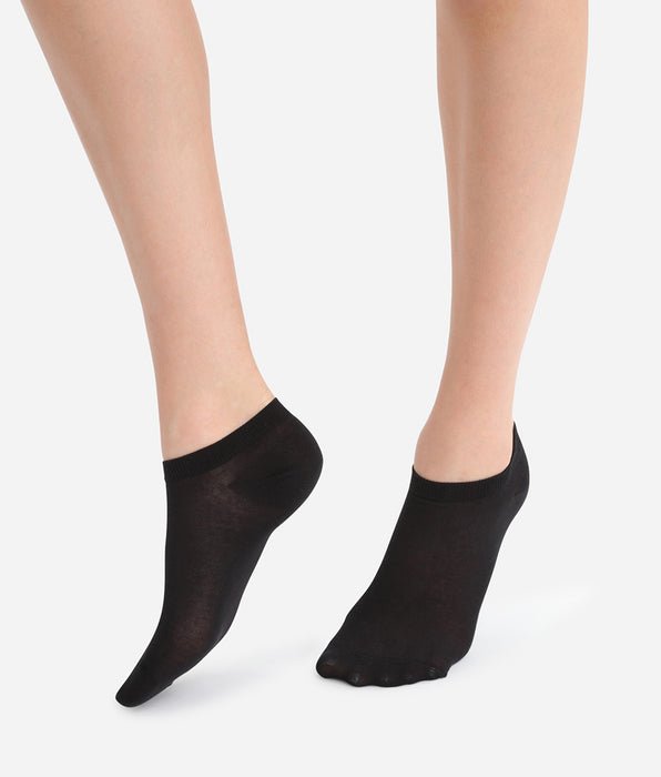 DIM Pack of 2 pairs of black Light Coton invisible sock liners for women