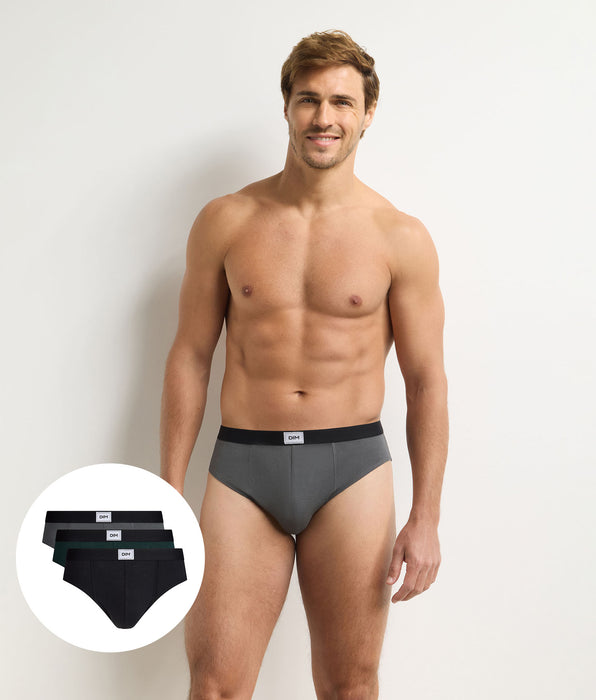 DIM Pack of 3 men’s briefs in black, green and grey Ultra Resist