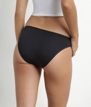 Black period swimwear briefs – Light to medium flow – Dim Protect
