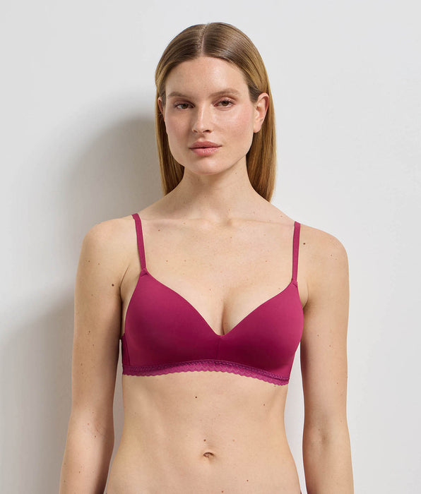 DIM Daily Micro intense raspberry wireless triangle bra