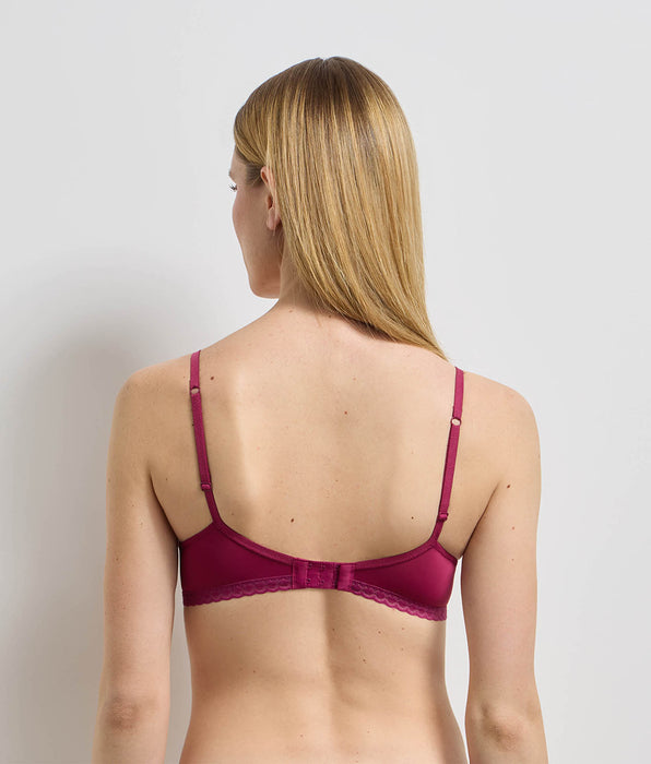 DIM Daily Micro intense raspberry wireless triangle bra