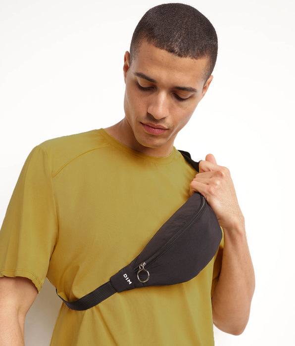 DIM Dim Move unisex black zipped fanny pack