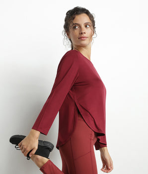 Women's sports top with boat neck in Bordeaux viscose Dim Move
