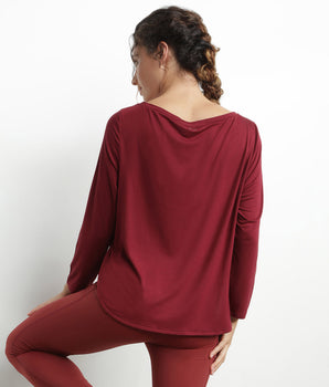 Women's sports top with boat neck in Bordeaux viscose Dim Move