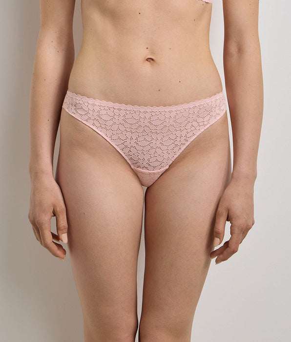DIM Daily Dentelle Petal Pink Thong