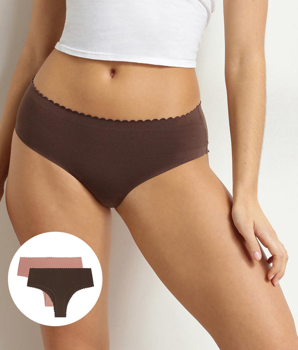 DIM Pack of 2 Body Touch cotton thongs in chocolate and soft pink