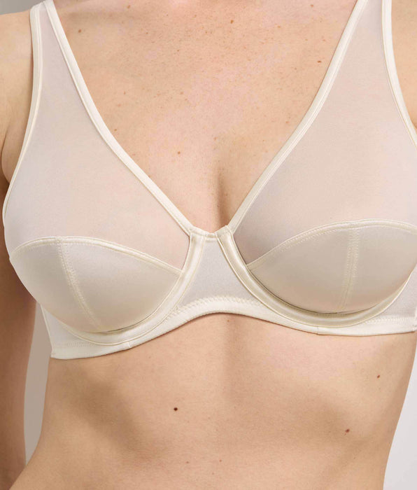 DIM Ivory underwired bra Dim x Ines de la Fressange