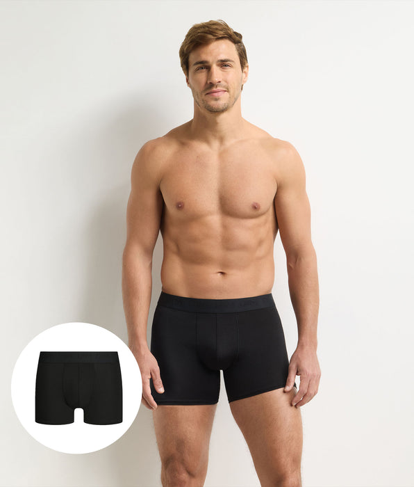 DIM Men’s black Ultra Stretch boxer briefs